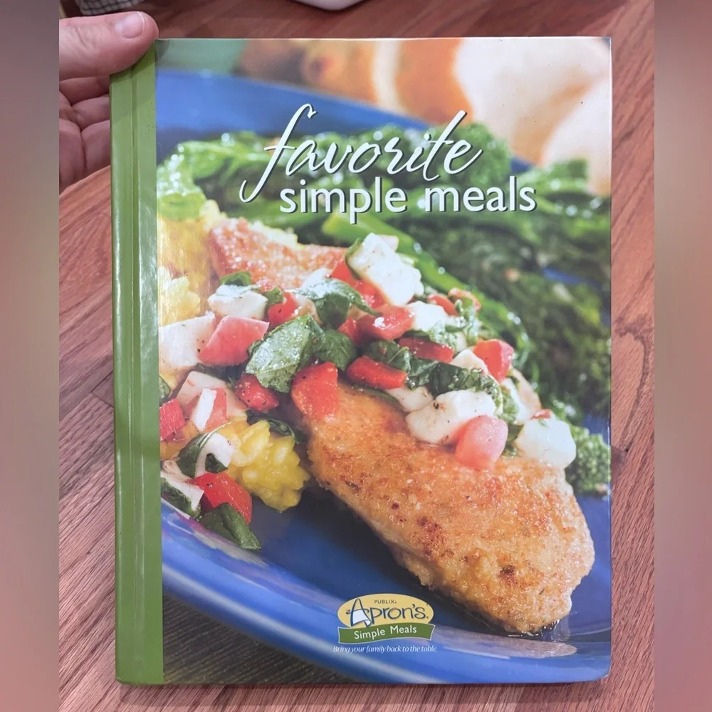 Favorite Simple Meals Cookbook - Green
